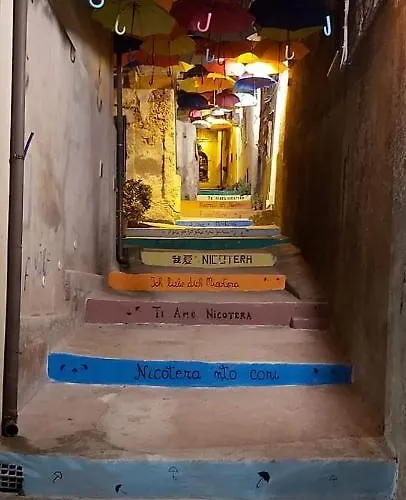 Martina Malmostosa *